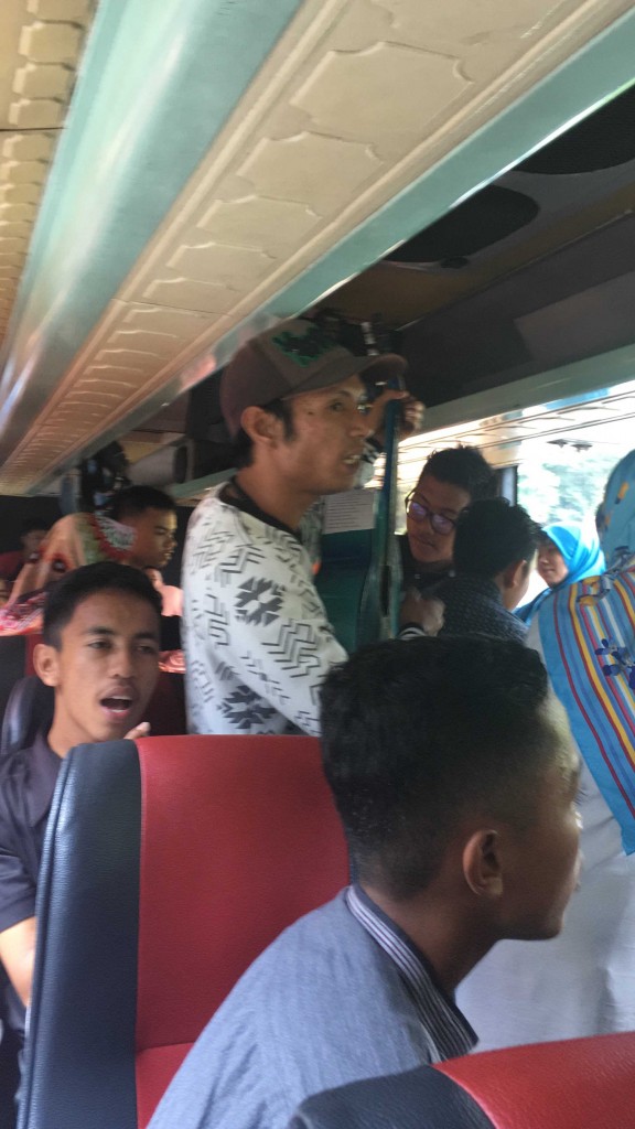Karaoke Canyon Bus Tour-Alex2